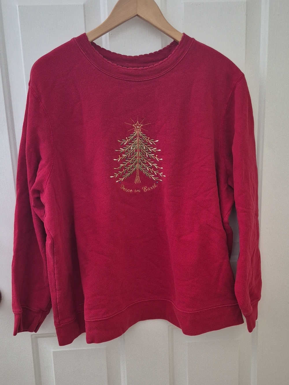 Holiday Editions Red Crewneck Sweatshirt with Gold Tree Embroidery Size 2x